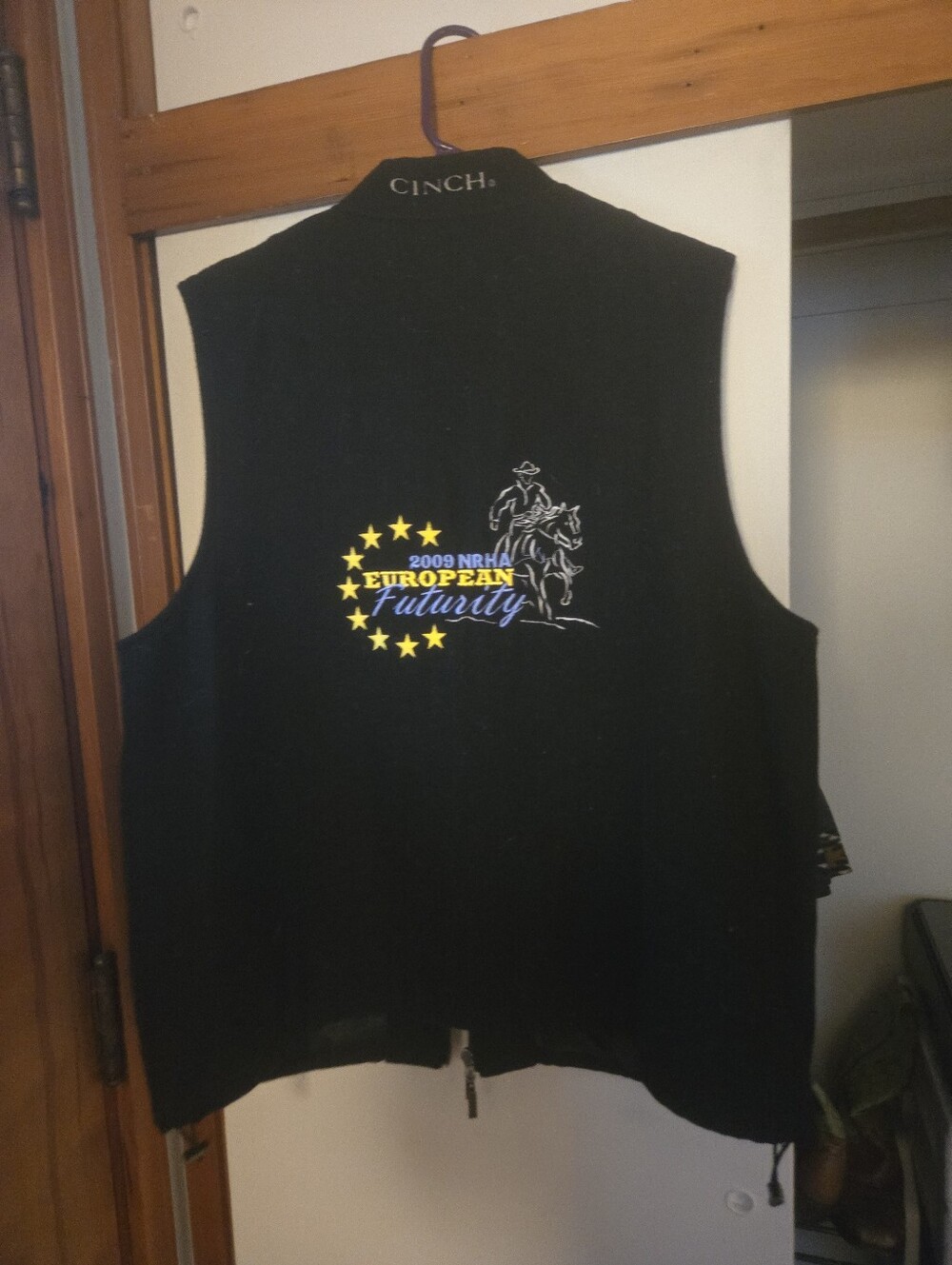 NRHA Wool Cinch Vest - Picture 2 of 2